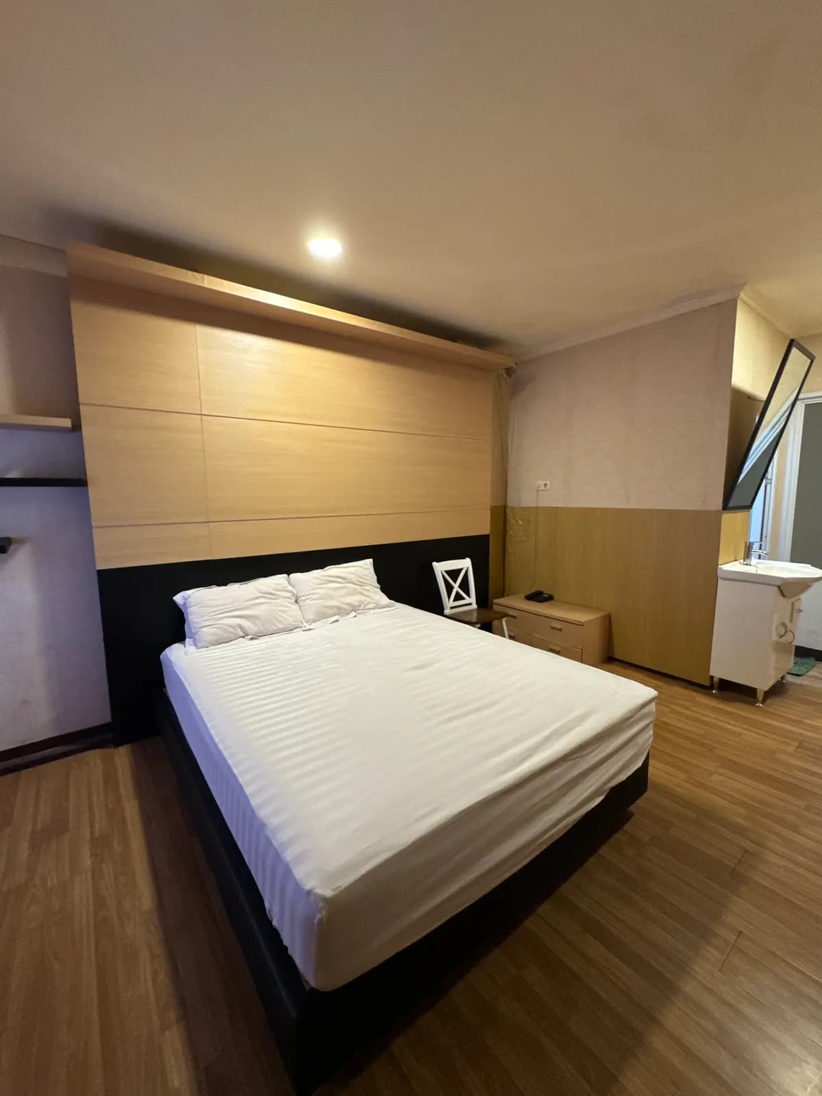 Deluxe Room bernuansa kayu